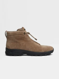 Beige Suede Triple Stitch™ Vetta Sneakers