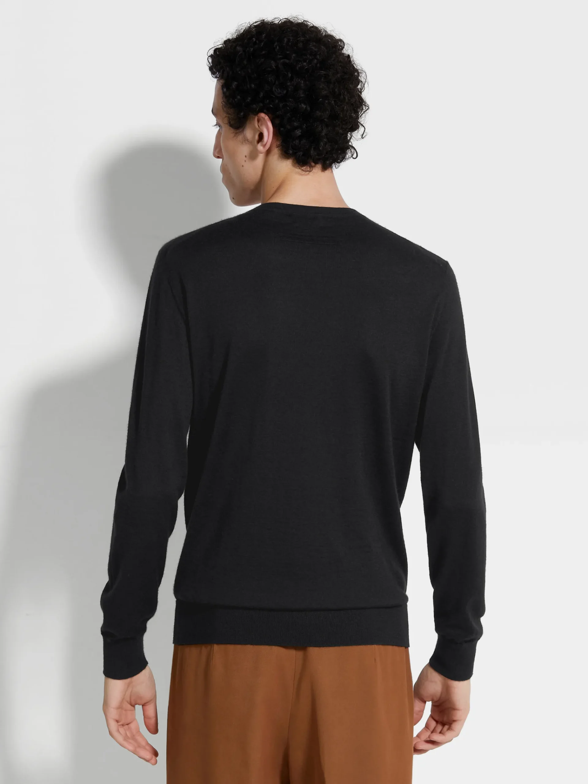 Black Cashseta Crewneck