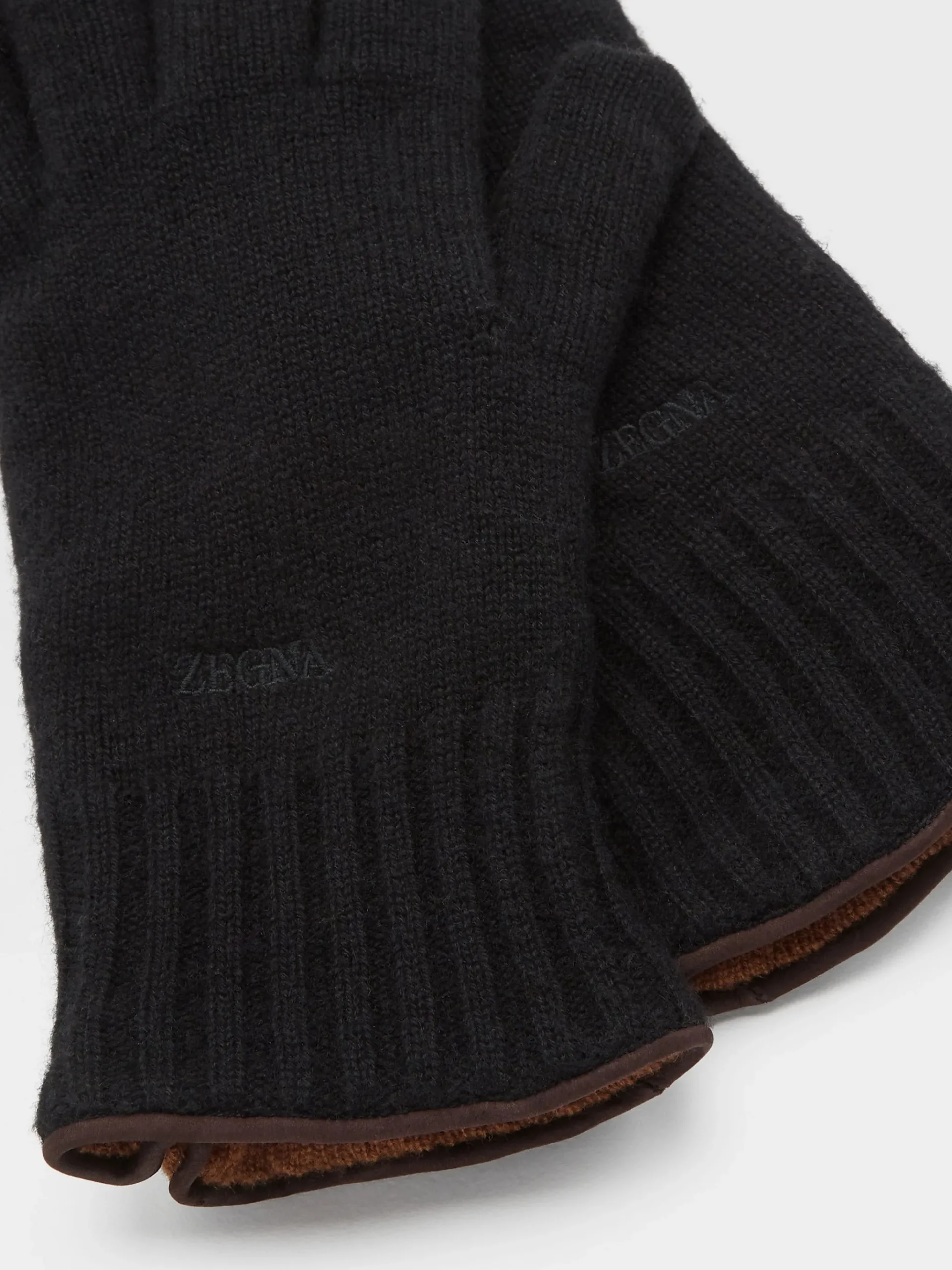 Black Oasi Cashmere Gloves