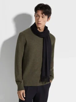 Black Oasi Cashmere Scarf