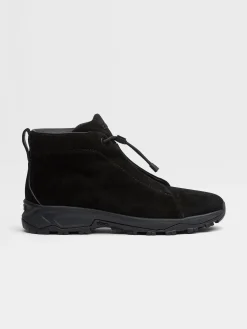 Black Suede Triple Stitch™ Vetta Sneakers