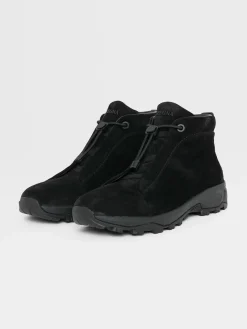 Black Suede Triple Stitch™ Vetta Sneakers