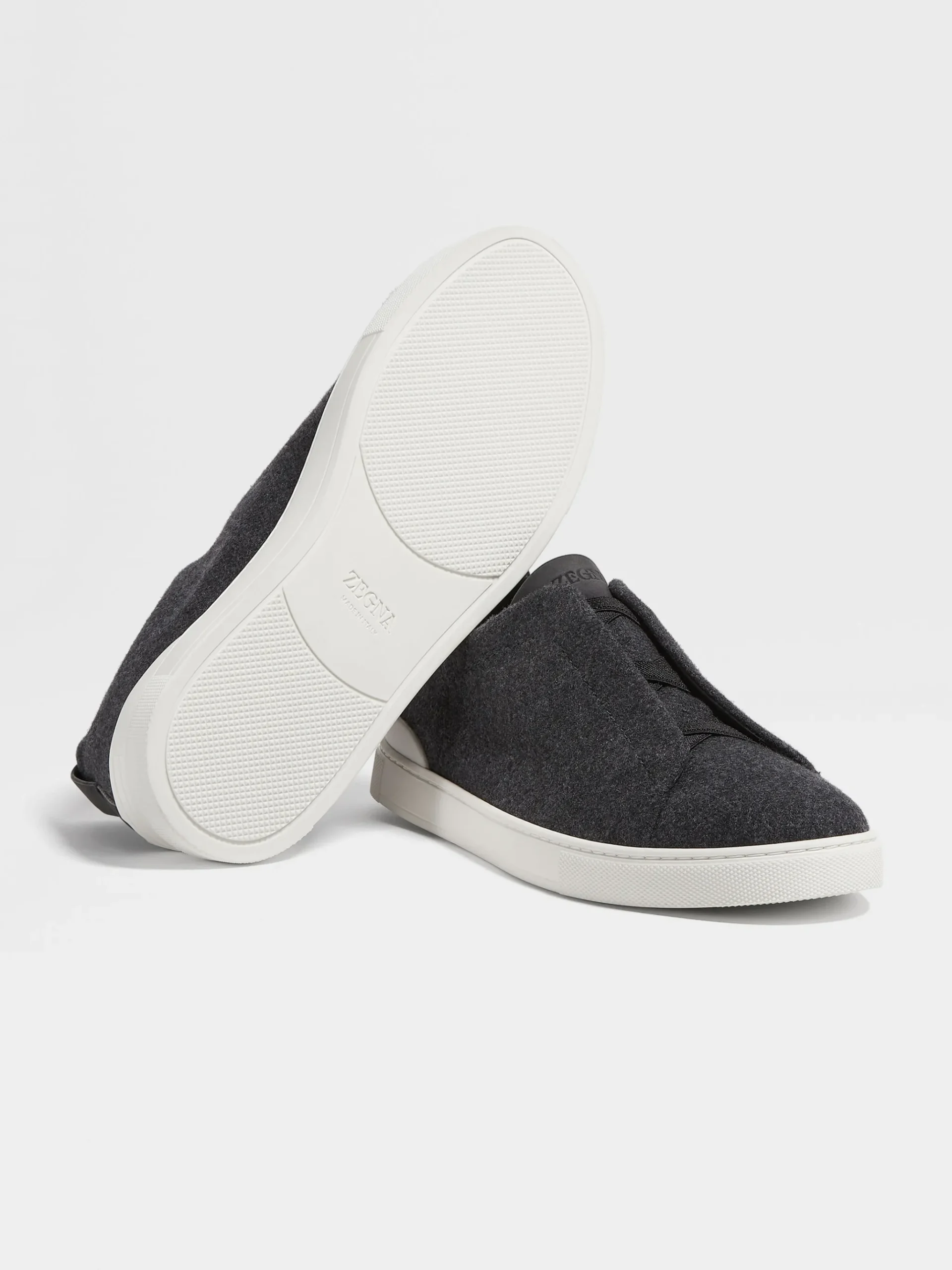 Dark Grey Oasi Cashmere Triple Stitch™ Sneakers