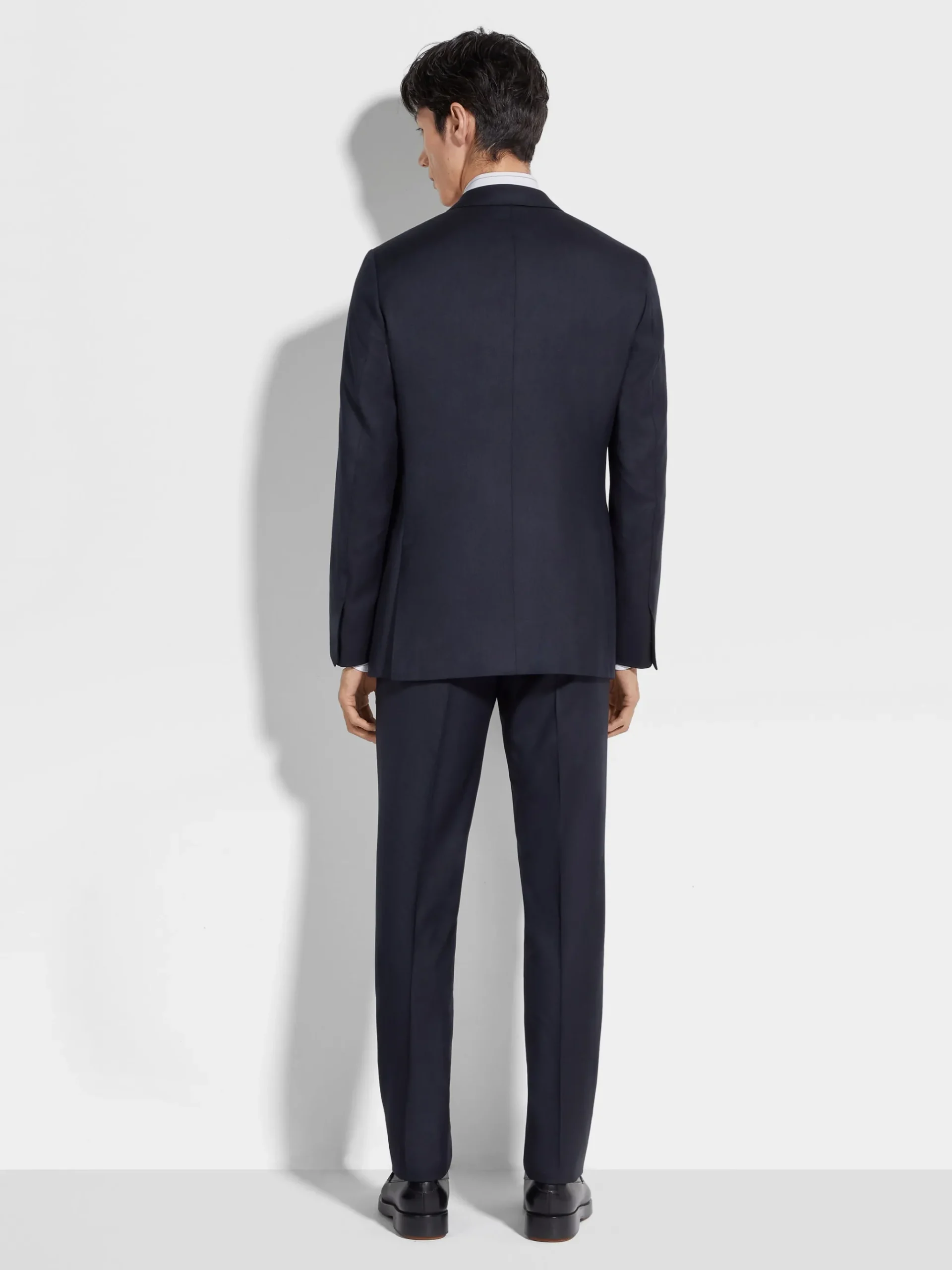 Navy Blue Oasi Cashmere Suit