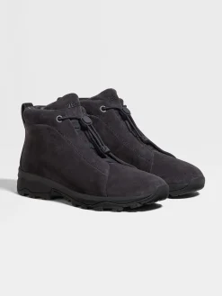 Navy Blue Suede Triple Stitch™ Vetta Sneakers