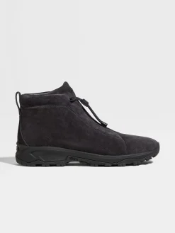 Navy Blue Suede Triple Stitch™ Vetta Sneakers