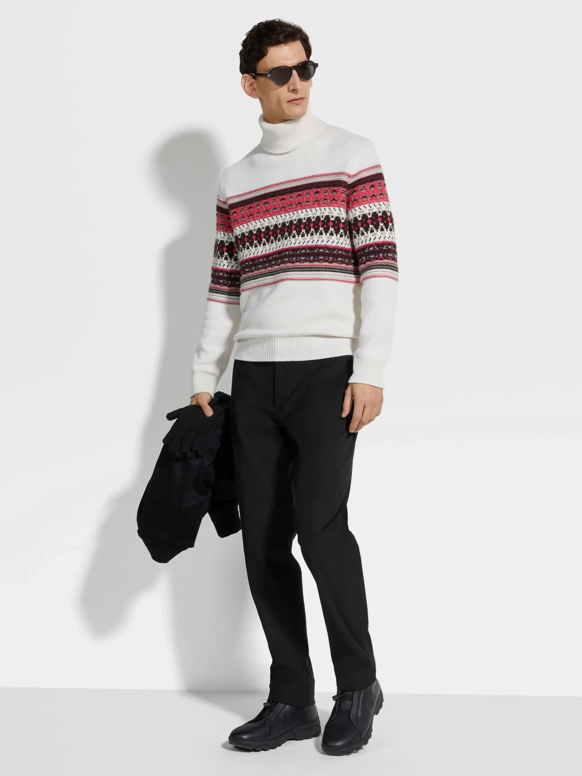 White Oasi Cashmere Turtleneck
