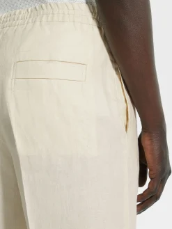 White Oasi Lino Shorts